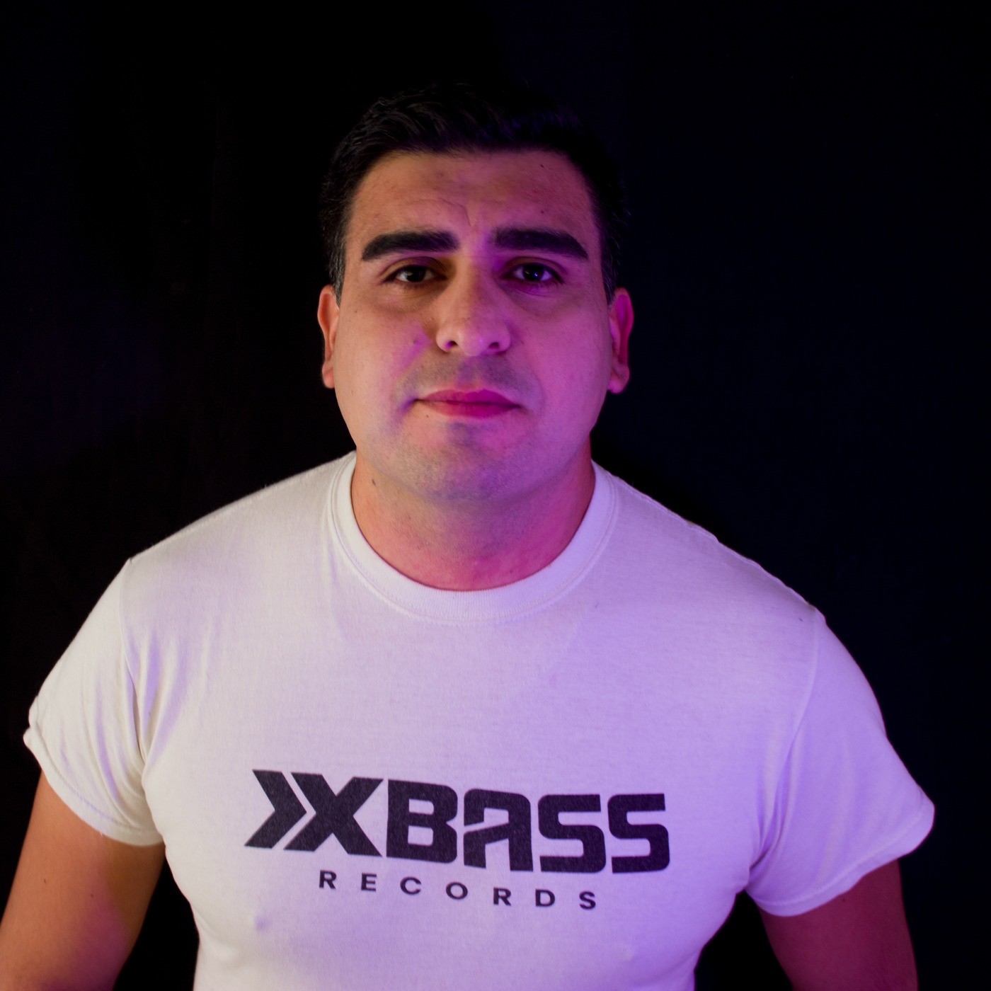 Alexx V