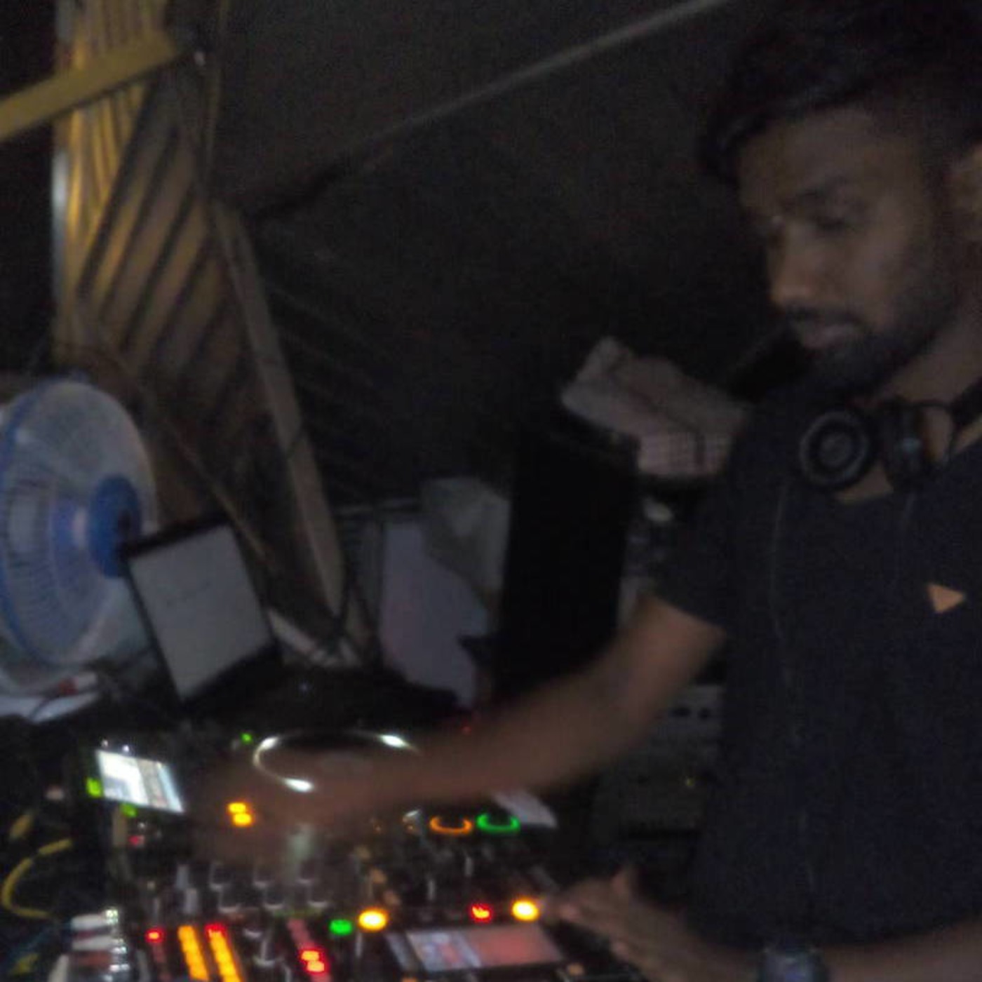 dj manoj